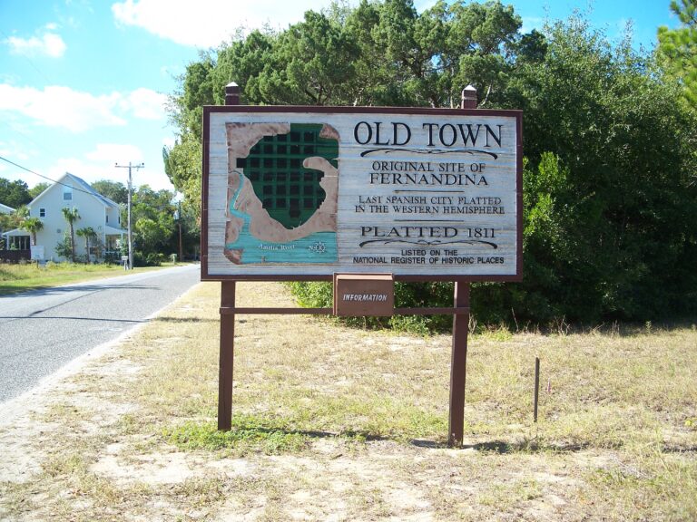 Fernandina_Beach_FL_original_town_site_sign01